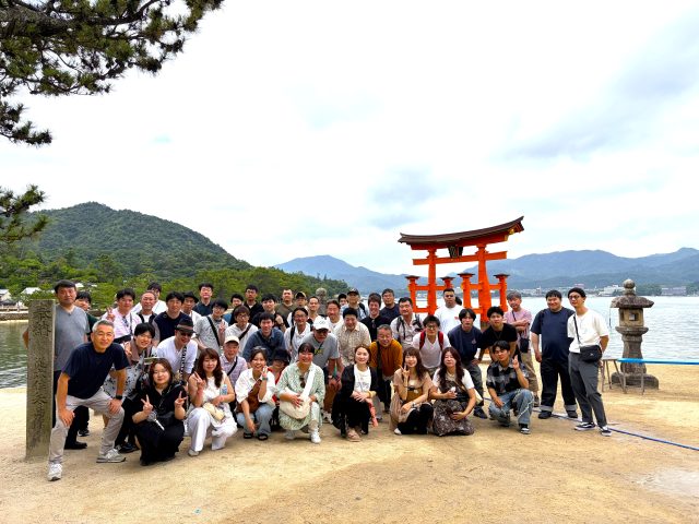 社員旅行の集合写真